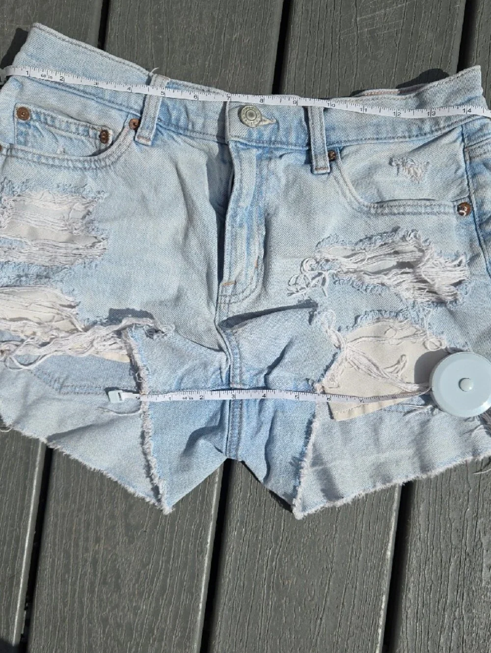 American Eagle Outfitters Strigid Light Wash Distressed Denim Shorts